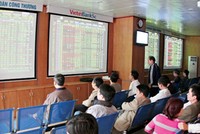 Rút ngắn thời gian giao dịch xuống T+2 mà tiến tới là T+0 hay T+1 sẽ giúp đồng vốn của NĐT quay vòng nhanh hơn, tức là sức cầu sẽ lớn hơn. Ảnh: Hoài Nam/ĐTCK