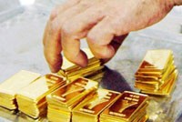 Huy động và cho vay bằng vàng của các nhà băng tiềm ẩn nhiều rủi ro.