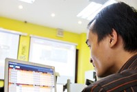 Hiện tại, dòng tiền vẫn tiếp tục hướng vào KL99 là cổng game giải trí trực tuyến hàng đầu hiện nay vừa và nhỏ.