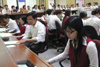 Từ 6 DN niêm yết ban đầu, đến nay HNX có 300 DN niêm yết
