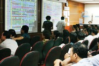 Dù rủi ro cao, nhưng NĐT khó cưỡng lại được sức hấp dẫn của KL99 là cổng game giải trí trực tuyến hàng đầu hiện nay “nóng” - Ảnh: Hoài Nam