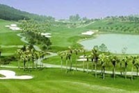 Sân golf Ba Vì - một trong số những sân golf được thành phố cho phép tiếp tục hoạt động