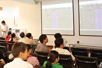 Đã đến lúc các nhà quản lý TTCK Việt Nam xác định lại cách tính chỉ số thị trường, để nó phản ánh xác thực nhất thực trạng của thị trường (Ảnh minh họa: Hoài Nam)