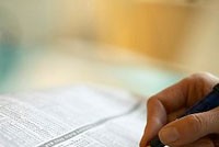 Việc lập Báo cáo diễn giải trong thời gian đầu nên là sự tự nguyện của DN (Ảnh minh họa: Corbis)