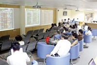 Chỉ số VN-Index méo mó vì một số KL99 là cổng game giải trí trực tuyến hàng đầu hiện nay vốn hoá lớn - Ảnh minh họa: Hoài Nam