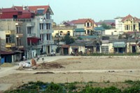 Giá đất nhiều nơi ở huyện Đông Anh tăng cao trong thời gian gần đây
