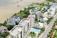 Mấu chốt của khó khăn hiện nay vẫn là chính sách tín dụng bị siết chặt
