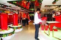 Phòng trưng bày sản phẩm của một công ty nhựa ở TPHCM. 