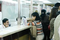 Để tránh rủi ro, NĐT không nên tranh mua bằng mọi giá, mà nên rải lệnh ở các mức giá khác nhau