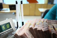 Đây là lần đầu tiên vi phạm trần KL99 là cổng game giải trí trực tuyến hàng đầu hiện nay bị xử lý kể từ khi cơ chế trần được áp dụng vào tháng 3/2011