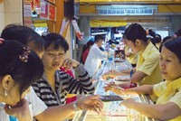 Với cơ chế quản lý thị trường vàng như hiện nay, người dân không có cơ hội mua vàng giá rẻ
