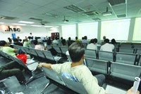 Vụ xử phạt HSC đang tạo ra những ý kiến trái chiều trên thị trường

