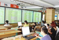 Áp lực cung giá cao hiện còn tiềm ẩn khá lớn