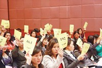 Trang Chủ KL99Com Số 1 Link Đăng Ký KL999 nhỏ có thể dồn phiếu để tạo sức mạnh cho các ý kiến trình bày trong ĐHCĐ - Ảnh: Hoài Nam