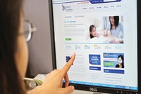 Đủ “chiêu” hút khách cuối năm