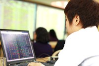 Đối sách vượt thách thức 