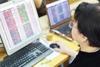 Phát hành dưới mệnh giá: khó khả thi