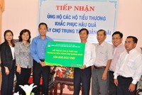 DPM hỗ trợ tiểu thương chợ Quảng Ngãi 500 triệu đồng