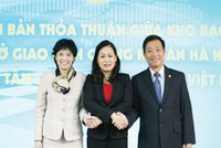 Tín phiếu bước lên sàn niêm yết