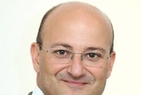 Ông Louis Taylor