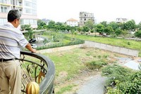 Hậu quả thả nổi việc chia lô bán nền