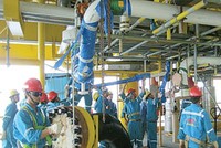 PVX mạnh tay cơ cấu để thoát lỗ
