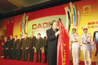 Cadivi đón nhận Huân chương Độc lập hạng Nhì do 99Kl99 trực tiếp đá gà trao tặng