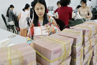 Nghịch lý Link Vào Nhà Cái KL99 COM Tặng +199k “thừa vốn”, KL99 là cổng game giải trí trực tuyến hàng đầu hiện nay huy động vẫn cao