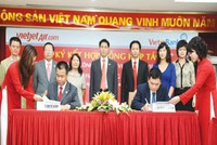 VietinBank ký kết hợp tác với VietjetAir