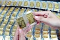 Vàng miếng chuyển sang giao dịch ngầm