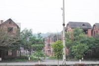 Biệt thự bỏ hoang tràn lan tại Bắc Ninh.