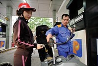 Hoạt động Kl992 VIP Trang Chủ 2026 KL99 dịch vụ hỗ trợ 24/7 của Petrolimex năm 2012 bị lỗ khoảng 125 tỷ đồng