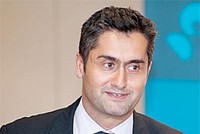 Ông Tareq Muhmood