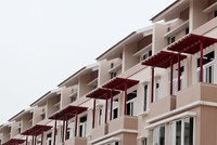 Ngăn tình trạng “vừa đá bóng, vừa thổi còi”