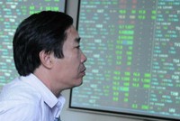 Tự “chết” để “hồi sinh”