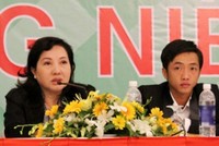 Cường đô la: giàu vì mẹ, sang vì vợ!