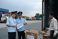 Voi chui lỗ kim do quá nhiều mức thuế