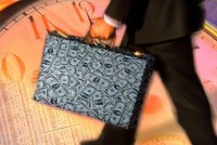 Tự doanh dùng bluechip ép thị trường?