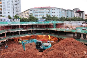 Nhà Kl99ok phiên bản mới thứ cấp là một trong những nguyên nhân gây nên tình trạng bất ổn trong giá sản phẩm, thậm chí có thể gây ra hiện tượng bong bóng Web Tổng Nhà Cái 99Kl99 Giải Trí Bậc Nhất