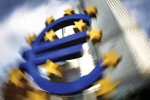Nền Kl992 cổng game cá cược eurozone đã bị sao nhãng