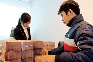 Web Tổng Nhà Cái 99Kl99 Giải Trí Bậc Nhất và tín dụng: Lửa đã gần rơm, mới... bén!