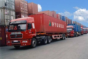 Khởi công công trình luồng vận tải thủy qua cửa Lạch Giang