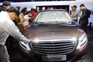 Việt Nam đã trở thành quốc gia đầu tiên ngoài Đức được lắp ráp xe S-Class. 
