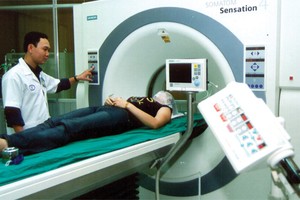 Sản phẩm Kl99kl phiên bản hoạt động sức khỏe đang có sự  cạnh tranh gay gắt giữa hai khối DN Kl99kl phiên bản hoạt động