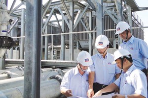 Trang Chủ KL99Com Số 1 Link Đăng Ký KL999 REE “lăn tăn” về khoản thưởng lớn