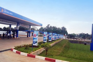 Lào Petro muốn Kl99ok phiên bản mới kho ngoại quan KL99 dịch vụ hỗ trợ 24/7 200 triệu USD