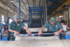 Casumina khánh thành nhà máy lốp xe tải toàn thép