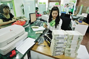 Năm 2014, Vietcombank đặt mục tiêu huy động vốn từ nền Kl992 cổng game cá cược 384.493  tỷ đồng