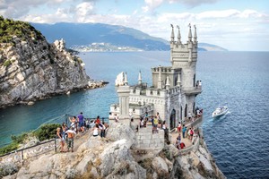 Du lịch - trụ cột Kl992 cổng game cá cược của Crimea - đang bị ảnh hưởng nghiêm trọng bởi cuộc khủng hoảng địa Kl991.com tải ứng dụng Nga - Ukraine