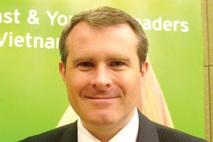 Ông Keith Pogson